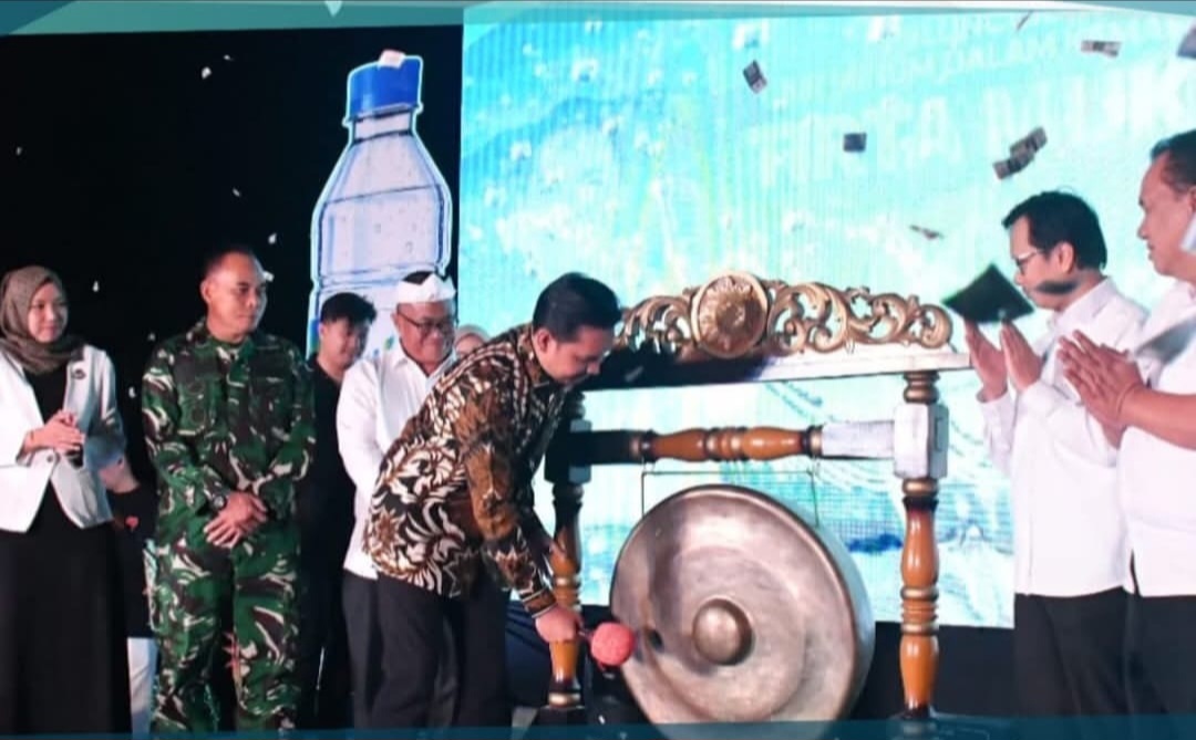 11 Tahun Menunggu, Pabrik AMDK Perumdam Tirta Mukti Akhirnya Resmi Beroperasi